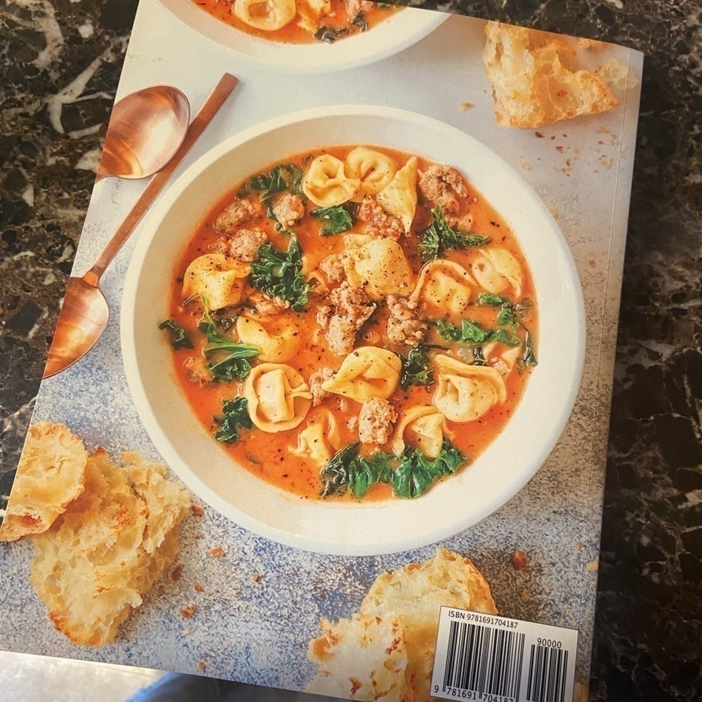 INSTANT Pot Beginner Cookbook - Picture 2 of 2